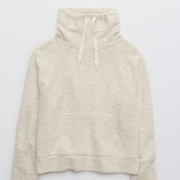 AERIE OFFLINE SNOWDAY MOCK NECK THUMBHOLES - Picture 2 of 5